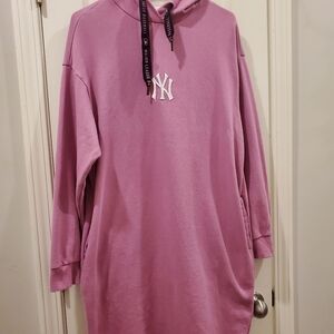 MLB New York Yankees  Hoodie Dress Size Small